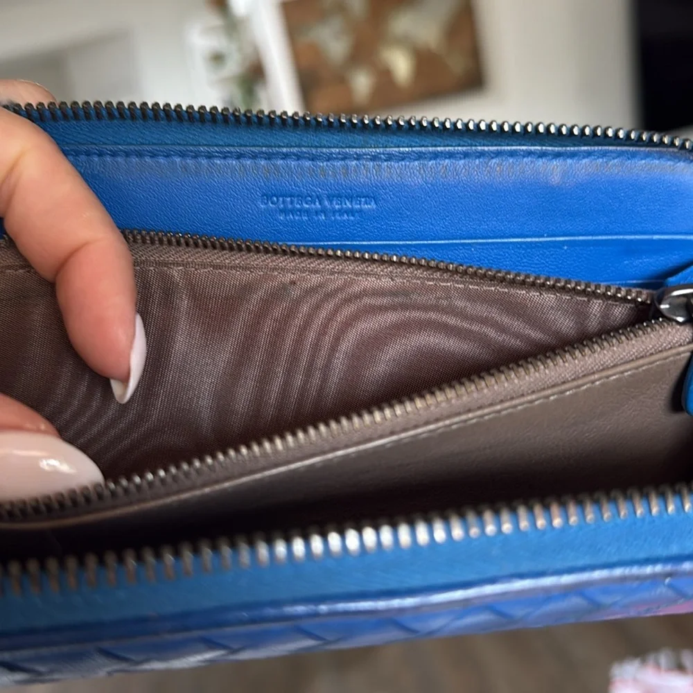 Bottega Zip Wallet